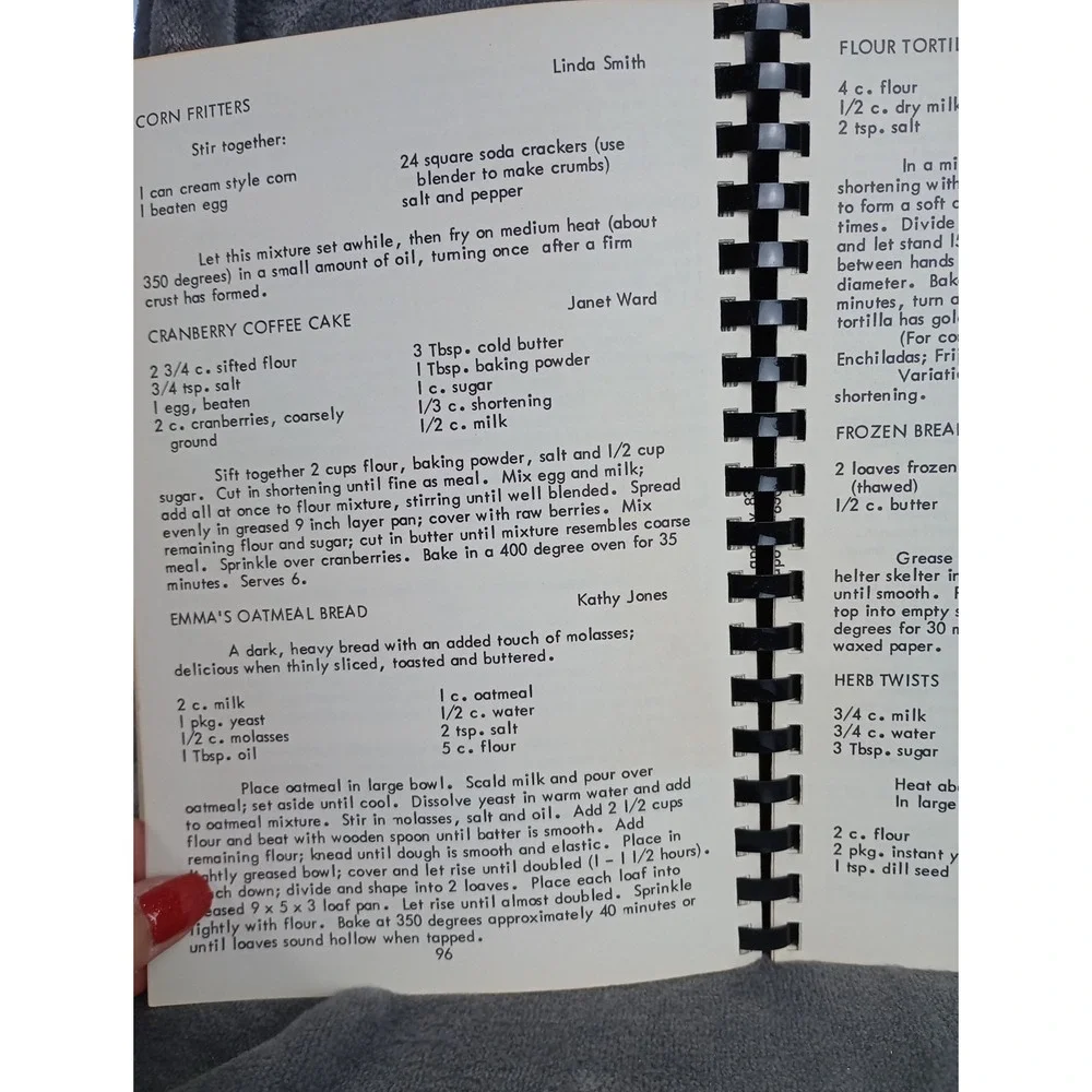 Wiesbaden AFB Air Force Base‎ Cookbook Wiesbaden, Germany 1981 Wives Club